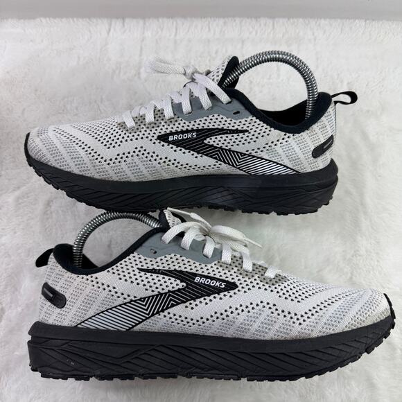 Brooks Revel 6 Women’s Size 8.5 White/Black Running Shoes 1203611B121 - Picture 3 of 10